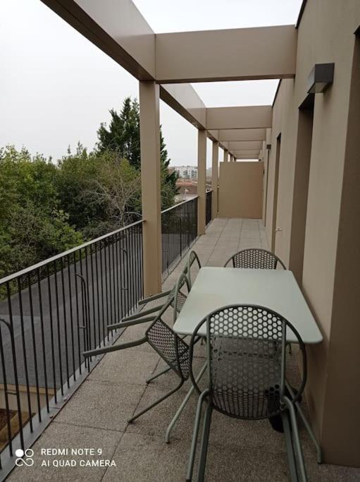 Superbe Appartement Avec Balcon Filant Cenon Dış mekan fotoğraf